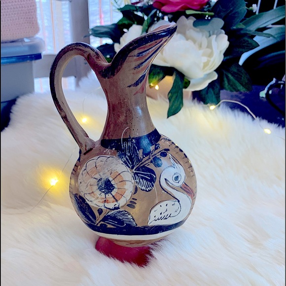 Tonala Mid-Century Mexican Folk Art Pottery HandPainted Signed Pitcher Vase Art - Picture 10 of 17